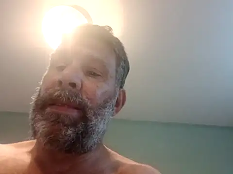 Snapshot of stud2512 chatting on 05.27.26 stud2512 online show from 05.27.26