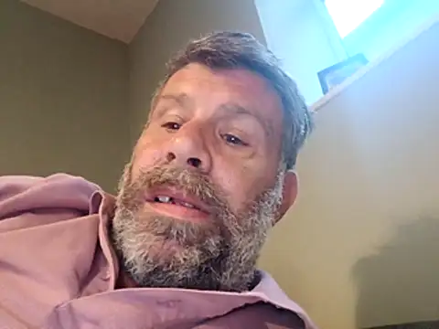 Snapshot of stud2512 chatting on 05.28.26 stud2512 online show from 05.28.26
