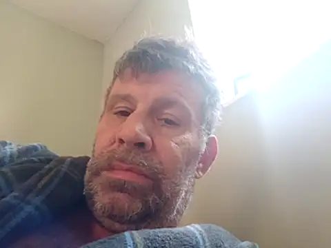 Snapshot of stud2512 chatting on 06.10.26 stud2512 online show from 06.10.26