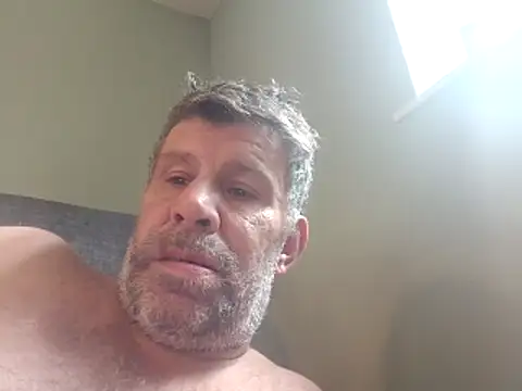 Snapshot of stud2512 chatting on 06.12.26 stud2512 online show from 06.12.26
