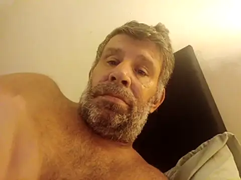 Snapshot of stud2512 chatting on 07.04.26 stud2512 online show from 07.04.26
