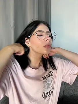 Dasha Be online show from 05.12.26