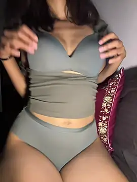 Snapshot of corallion chatting on 03.27.26 corallion online show from 03.27.26