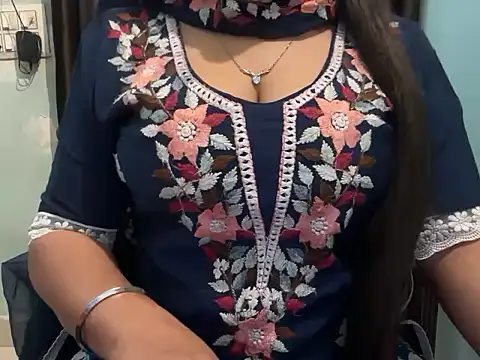 Snapshot of Avneet_kaurr1 chatting on 03.16.26 Avneet kaurr1 online show from 03.16.26