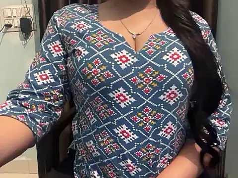 Snapshot of Avneet_kaurr1 chatting on 04.10.26 Avneet kaurr1 online show from 04.10.26