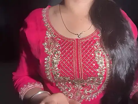 Snapshot of Avneet_kaurr1 chatting on 04.11.26 Avneet kaurr1 online show from 04.11.26