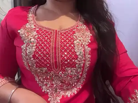 Snapshot of Avneet_kaurr1 chatting on 05.27.26 Avneet kaurr1 online show from 05.27.26