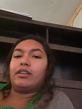 QueenNefertiti online show from 02.21.26