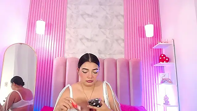 ArianaRougee online show from 05.19.26