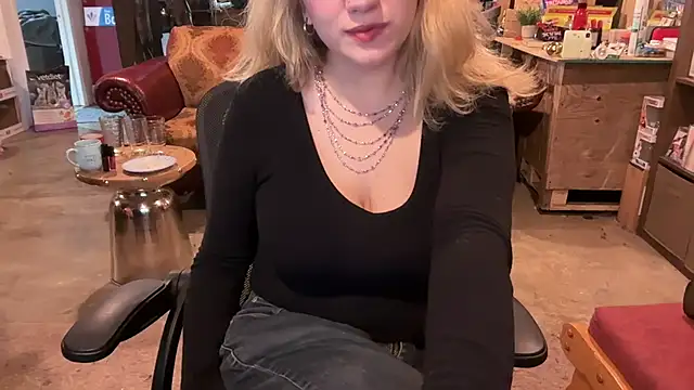 Snapshot of chatonxxx chatting on 03.03.26 chatonxxx online show from 03.03.26