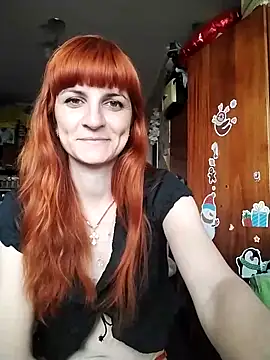 Snapshot of YaroslavaLester chatting on 05.14.26 YaroslavaLester online show from 05.14.26