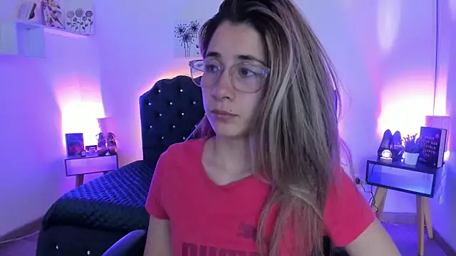 SaraRoadess online show from 03.02.26