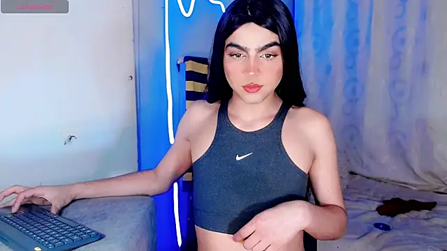 Snapshot of xyaraluv_ chatting on 04.13.26 xyaraluv online show from 04.13.26