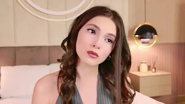 GIGI DAVS online show from 06.10.26