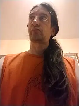 Snapshot of pursy5423 chatting on 05.29.26 pursy5423 online show from 05.29.26