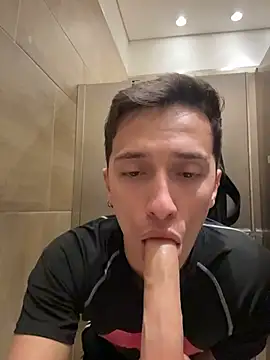 Thiago Jones1 online show from 04.16.26