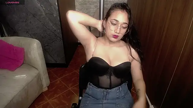 Aura cute  online show from 03.05.26