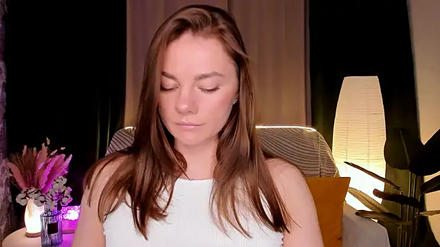 ParisJackson online show from 03.05.26