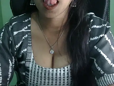 cute momo love online show from 05.13.26