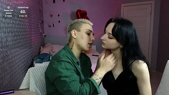 LuxuryLoverss online show from 02.24.26