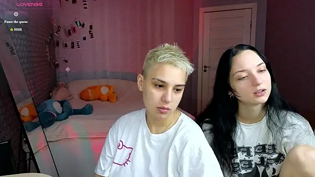 LuxuryLoverss online show from 05.08.26