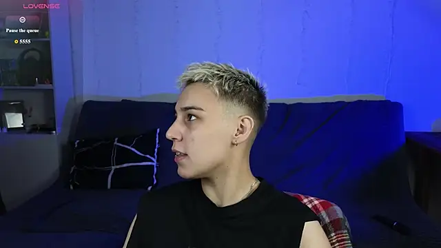 LuxuryLoverss online show from 06.21.26