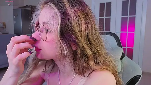 Dipamelly online show from 04.01.26