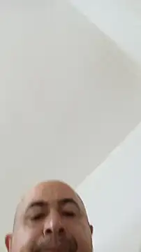 Snapshot of manuelHCK chatting on 06.19.26 manuelHCK online show from 06.19.26