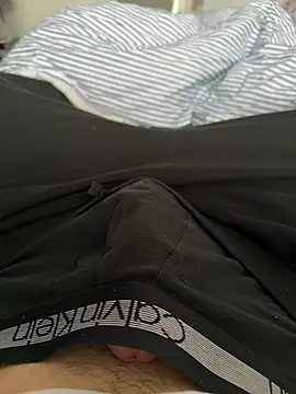 Snapshot of Vireontr1 chatting on 02.25.26 Vireontr1 online show from 02.25.26