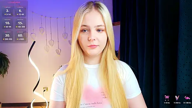 Elle Funning online show from 03.11.26