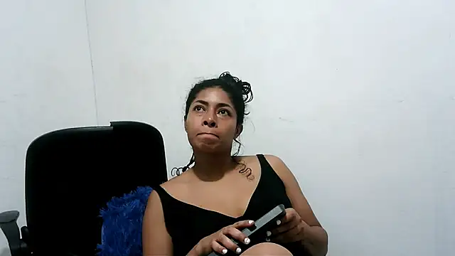 Couplesweethot online show from 04.15.26