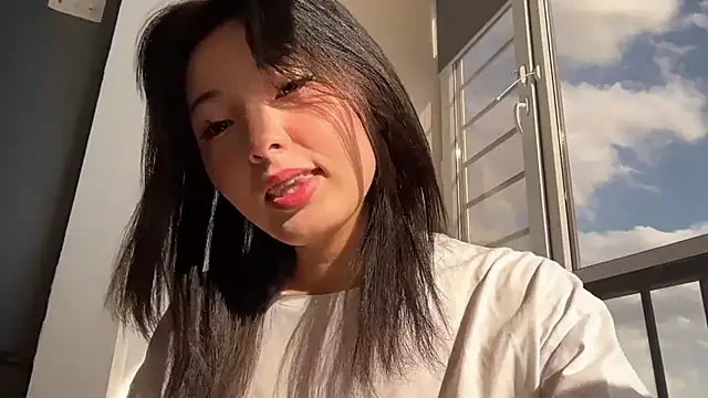 Snapshot of minnie_joy chatting on 06.29.26 minnie joy online show from 06.29.26