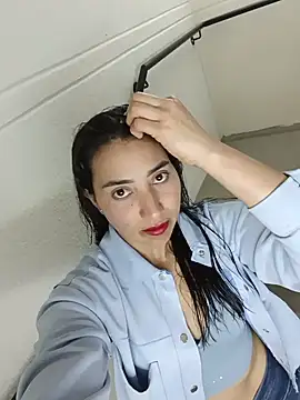 Snapshot of ANGELY_WET_JEET chatting on 07.05.26 ANGELY WET JEET online show from 07.05.26