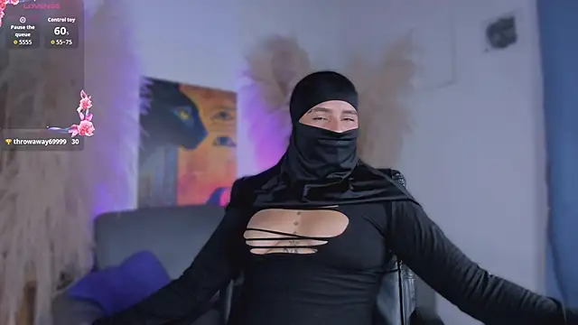 Snapshot of milkk_ chatting on 02.28.26 milkk online show from 02.28.26