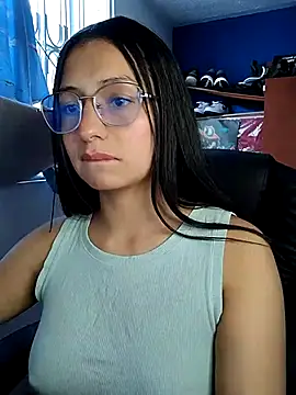 Angel swee online show from 03.15.26