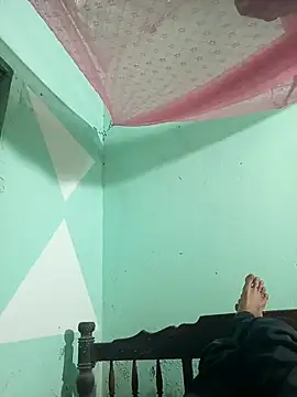 Snapshot of hungdecu chatting on 02.27.26 hungdecu online show from 02.27.26