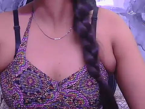 Snapshot of Aayesha-queen chatting on 05.28.26 Aayesha-queen online show from 05.28.26