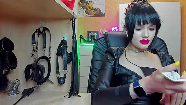 KristiTopxx online show from 10.15.25