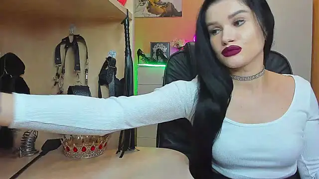 KristiTopxx online show from 10.17.25