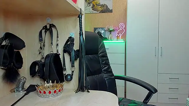 KristiTopxx online show from 11.04.25