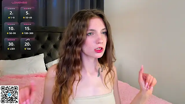 Snapshot of Ella_Fex chatting on 04.23.26 Ella Fex online show from 04.23.26