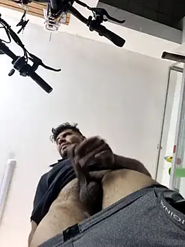 boyp3netrat0r online show from 04.12.26