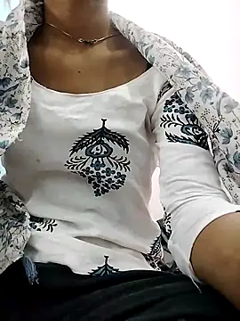 Karishma 88 online show from 04.30.26