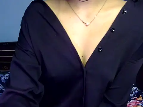 Snapshot of Awesome-sona chatting on 06.18.26 Awesome-sona online show from 06.18.26