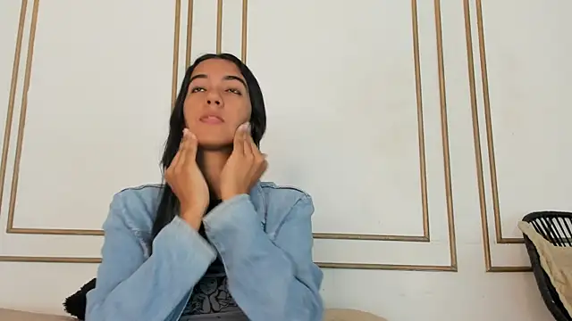 emily gaviria1 online show from 05.10.26