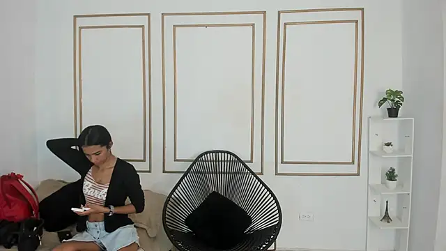 emily gaviria1 online show from 05.17.26
