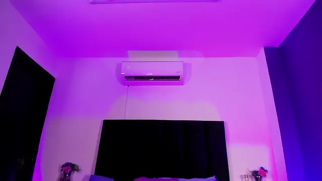 scarlet  ray  online show from 03.13.26