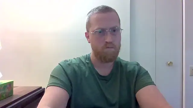 Snapshot of tytheexhibionist chatting on 04.26.26 tytheexhibionist online show from 04.26.26
