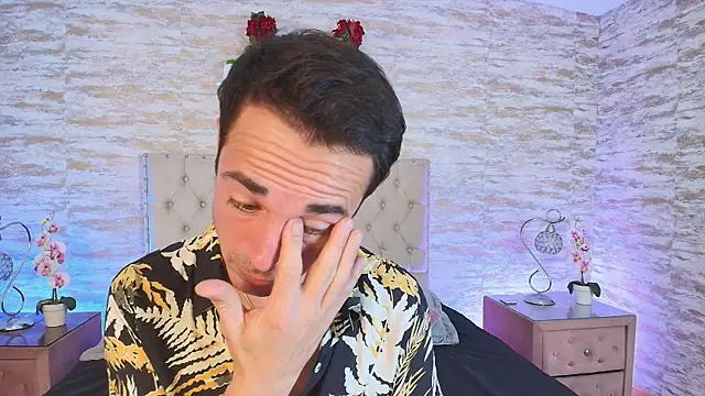 Adams Sanz online show from 04.15.26