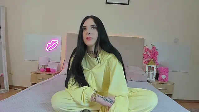 TiffanyHhot online show from 04.03.26